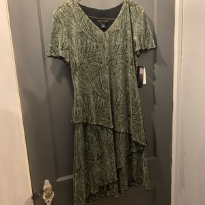 Women’s Petite Connected Green Layered Dress NWT